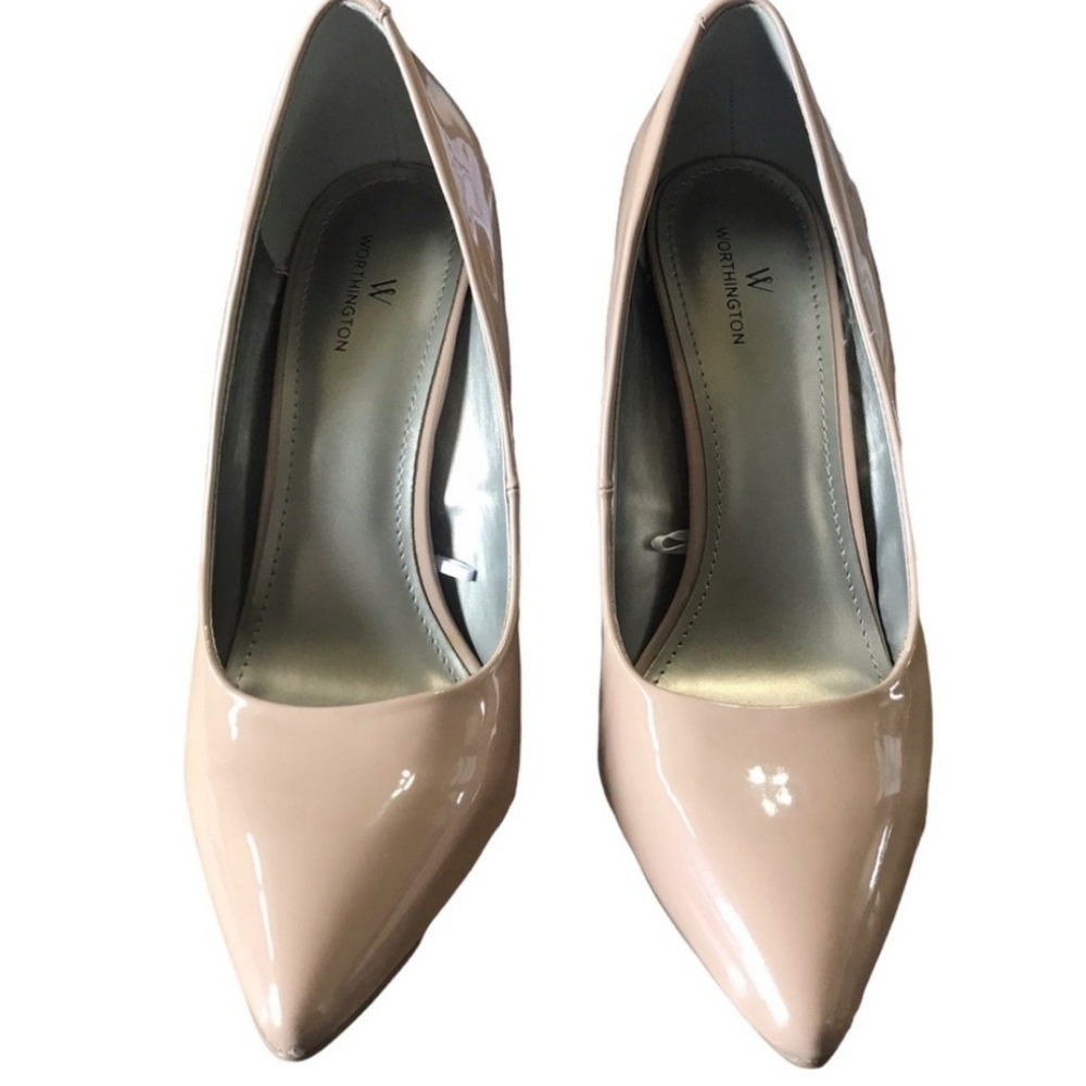 Size 9.5 Worthington Nude Heels